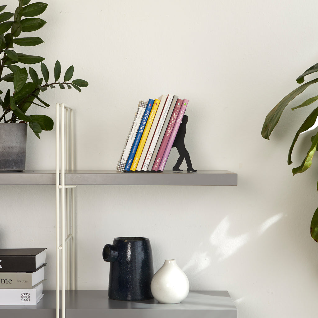 Buchstütze Too Many Books